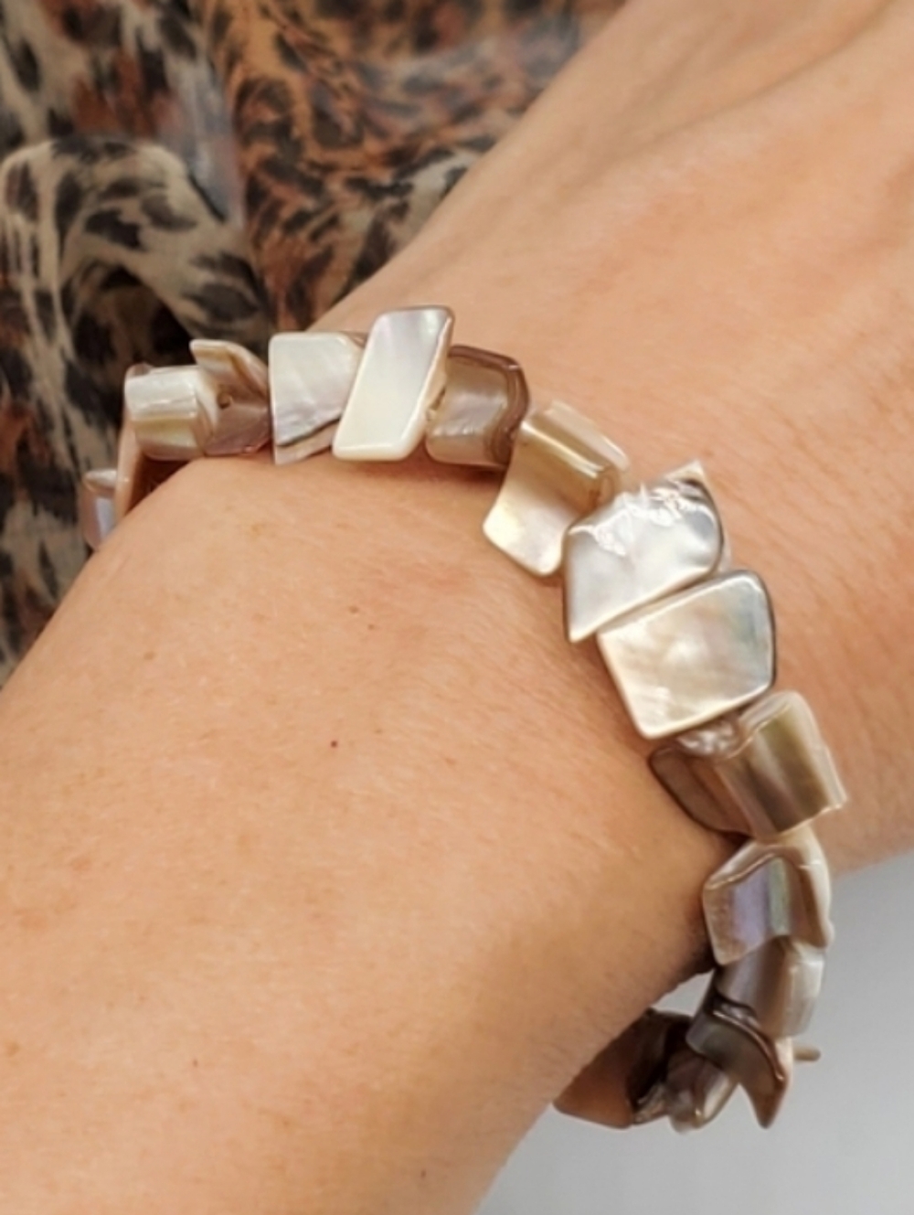 Natural Mother of Pearl Bracelet Stretchy Comfortable Jewelry